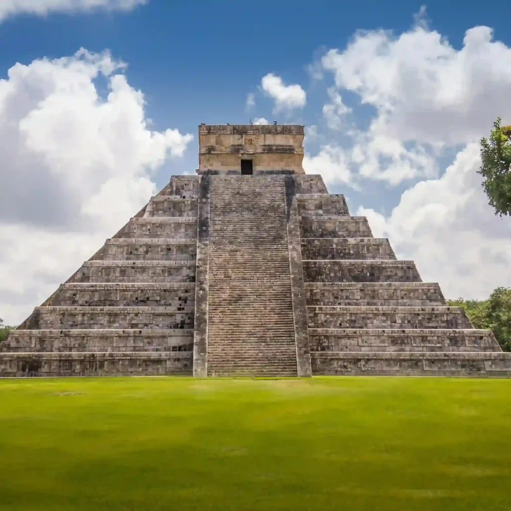 Historic temple structure at an archaeological site Chitchen Itza